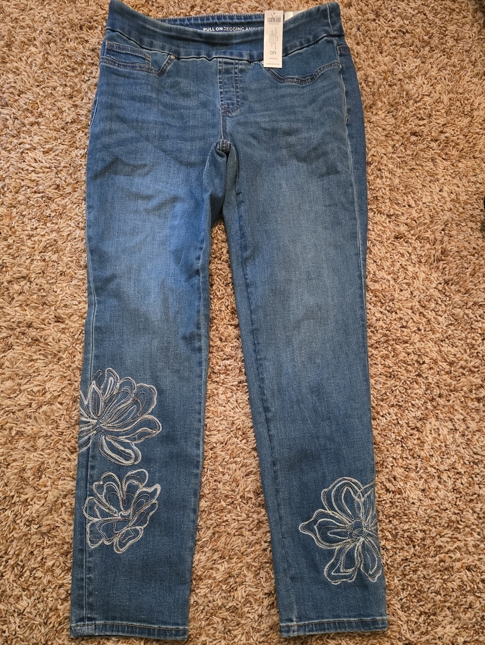 Chico’s Chain Floral Embroidered Pull On Ankle Jeggings Underwater Indigo